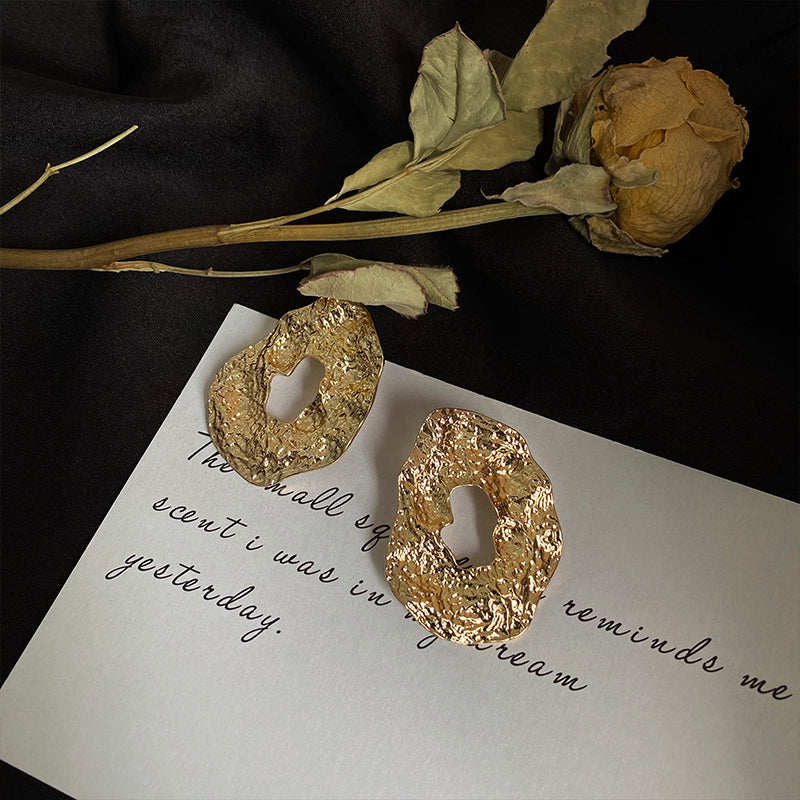 Hollow metal earrings - Shop NCLC